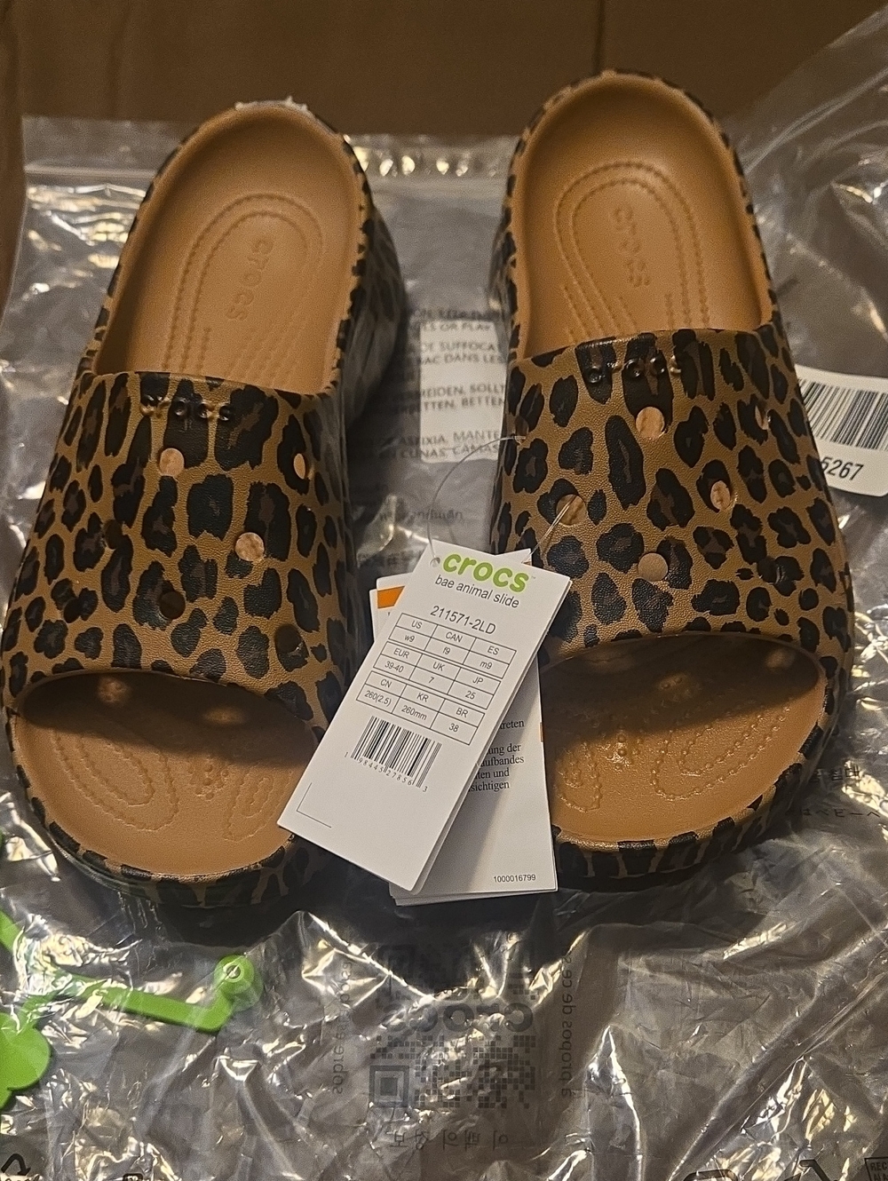 CROCS Woman Bae Animal Slide Sandals Platforms  Leopard Brown